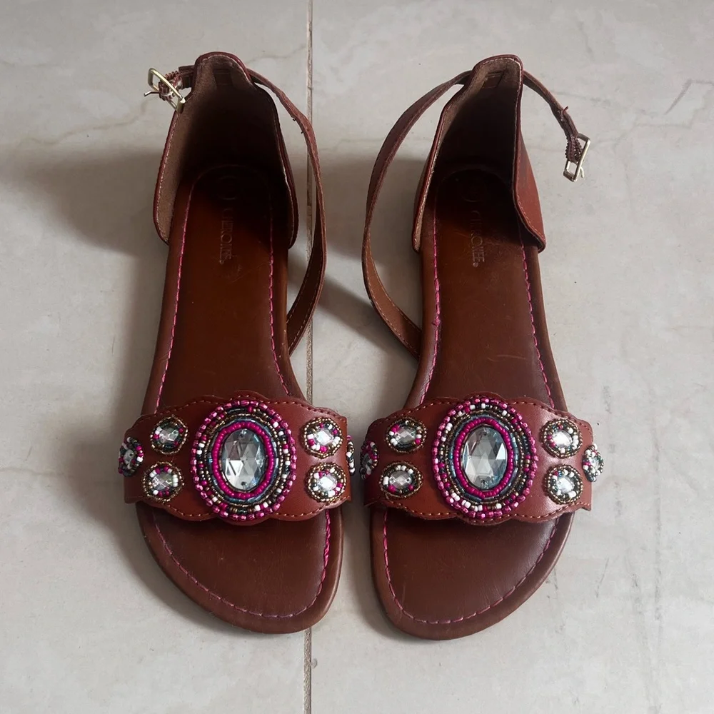 Cherokee Brown and Red Beaded Sandals